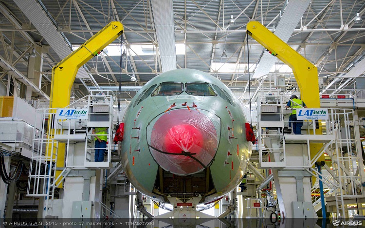 A350 XWB de Airbus destinado a América Latina entra a ensamblaje final